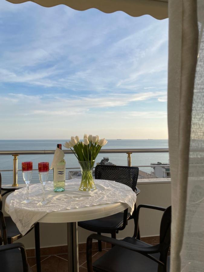 The Blue Pearl Apartment 2 Durrës Exteriör bild